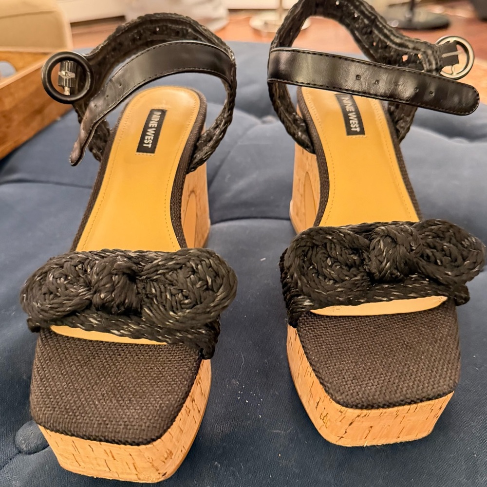 Nine West Black Textured Sandals